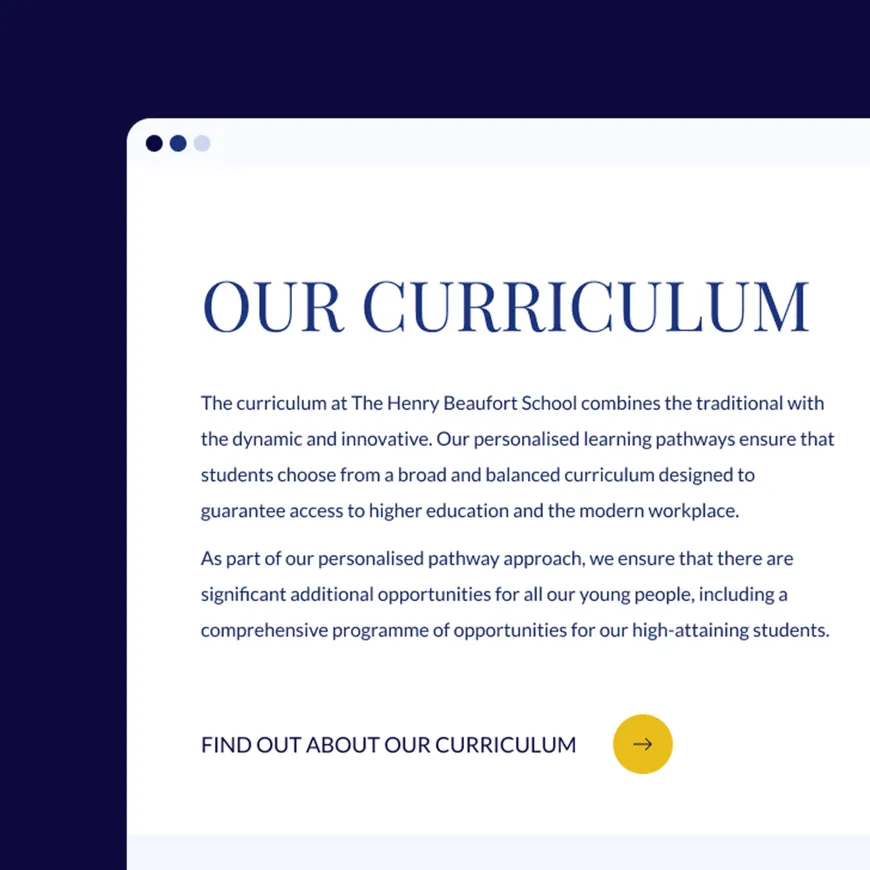 Website section highlighting the school's curriculum with introductory text and a call-to-action button