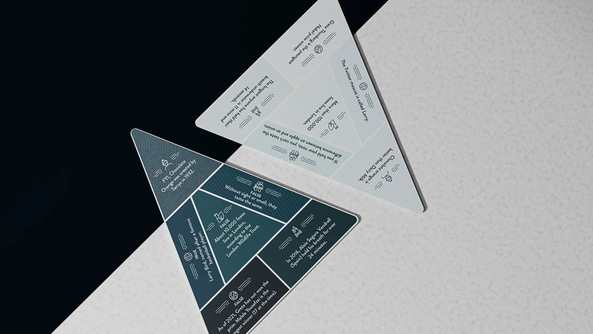 Two triangle game cards